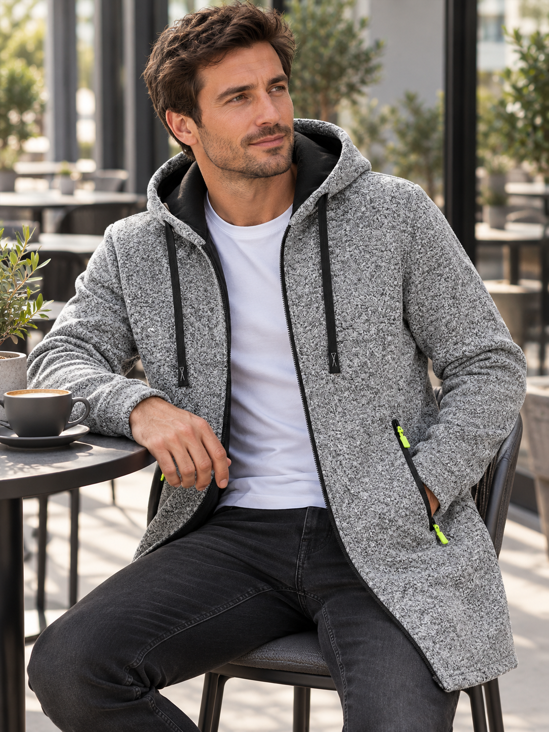 Men's Oversized Hooded Zip-Up Sweatshirt with Long Sleeves