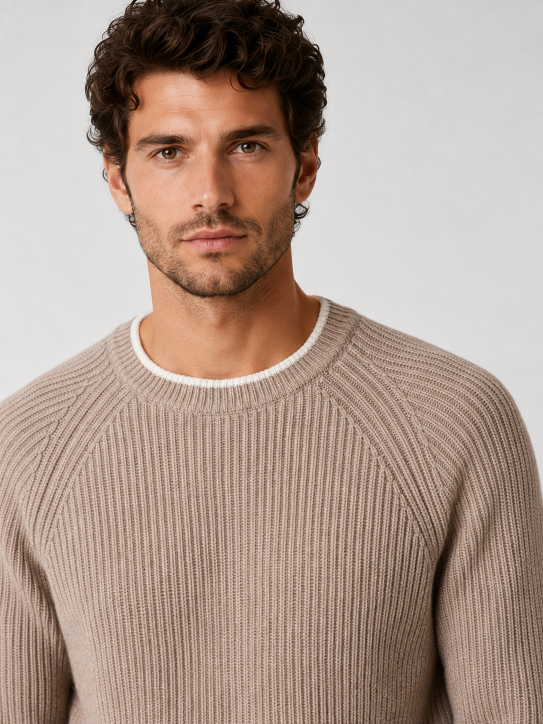Men’s Two-Tone Crew Neck Knit Jumper with Ribbed Trim