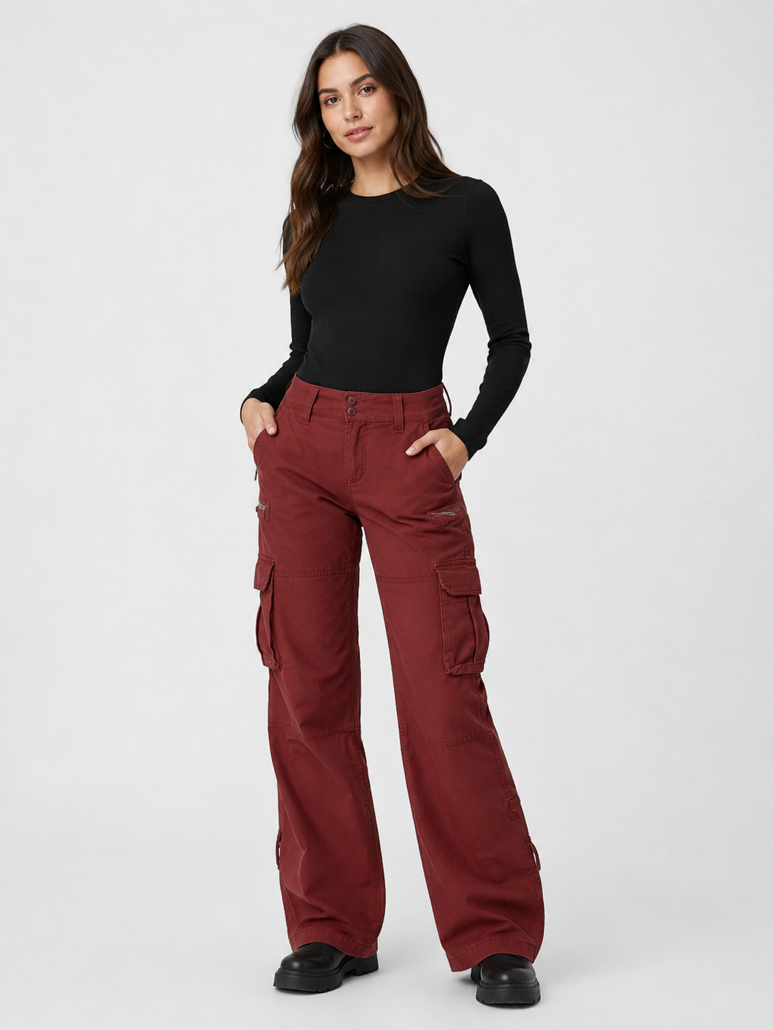 Women’s Straight-Leg Cargo Trousers with Flap Pockets
