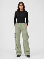 Women’s Straight-Leg Cargo Trousers with Flap Pockets