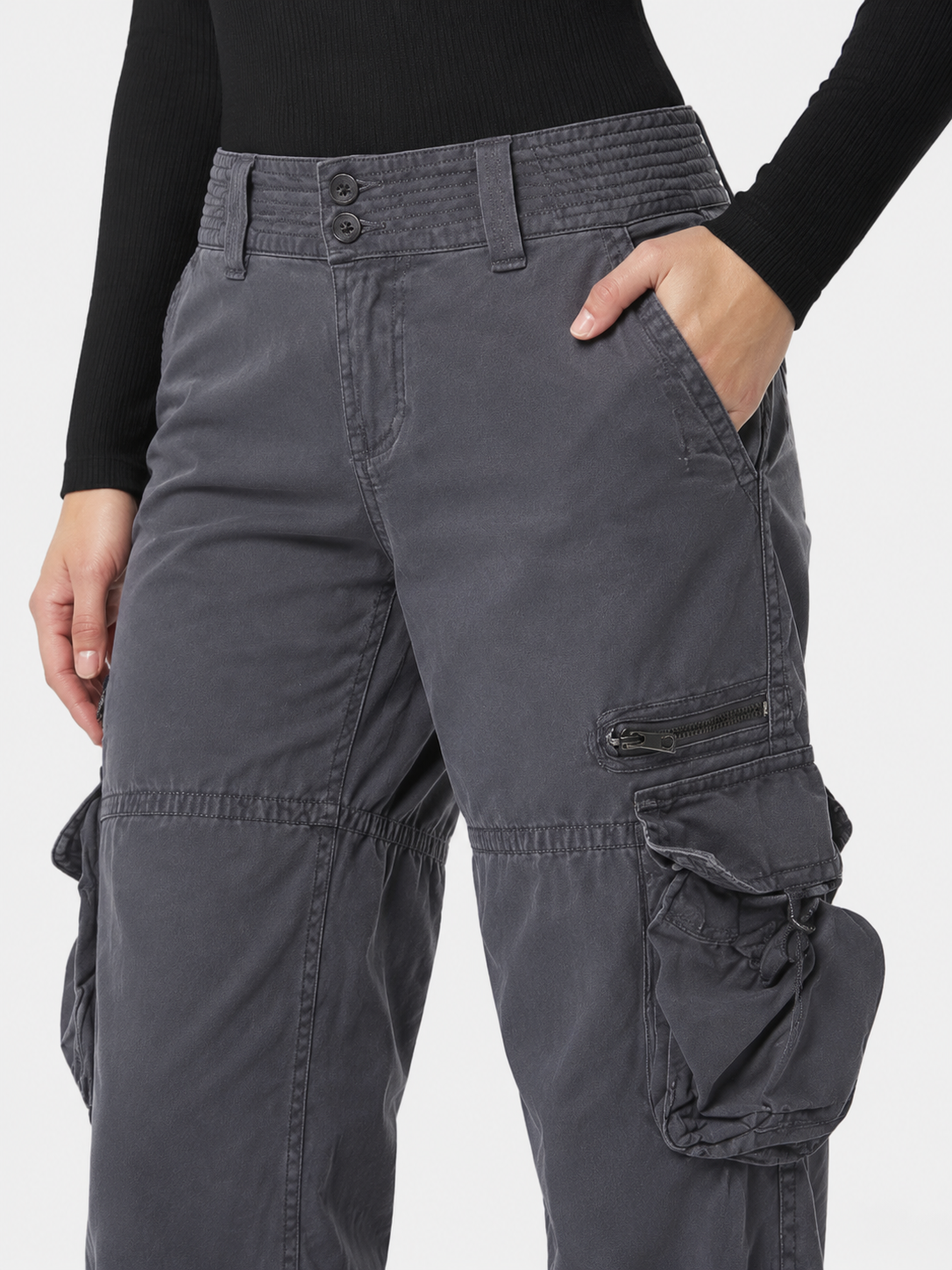 Women’s Straight-Leg Cargo Trousers with Flap Pockets