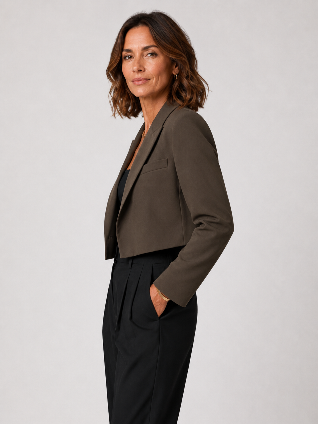 Women’s Cropped Blazer with Notched Lapel