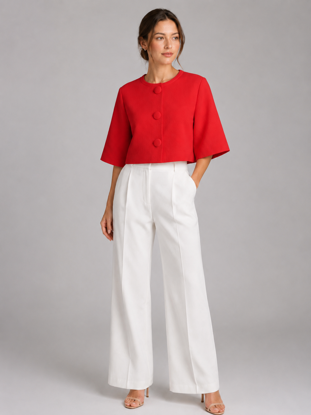 Women’s Cropped Knit Cardigan with Round Neck and Button Front